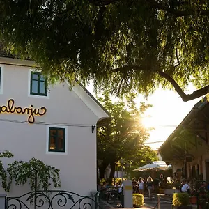 Pri Zabarju Penzion