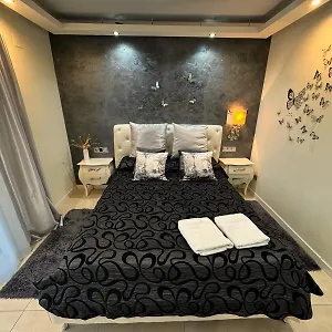 https://apartamento-amposta.catalonia-hotels.com
